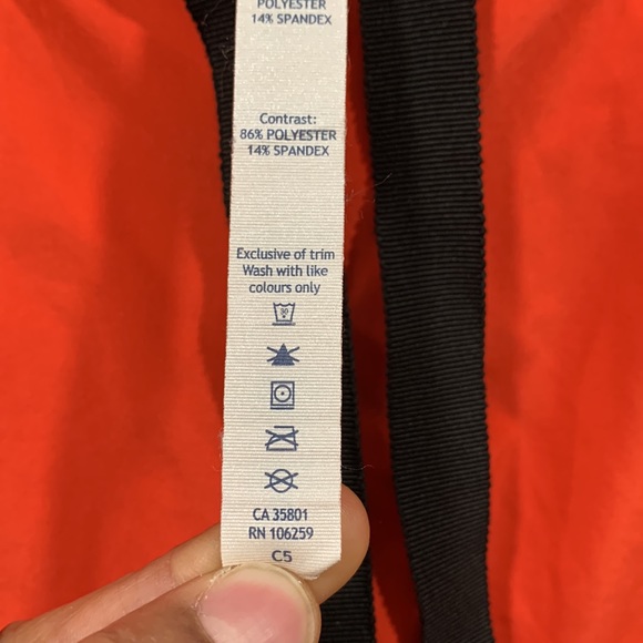 Lululemon shorts - Picture 7 of 8